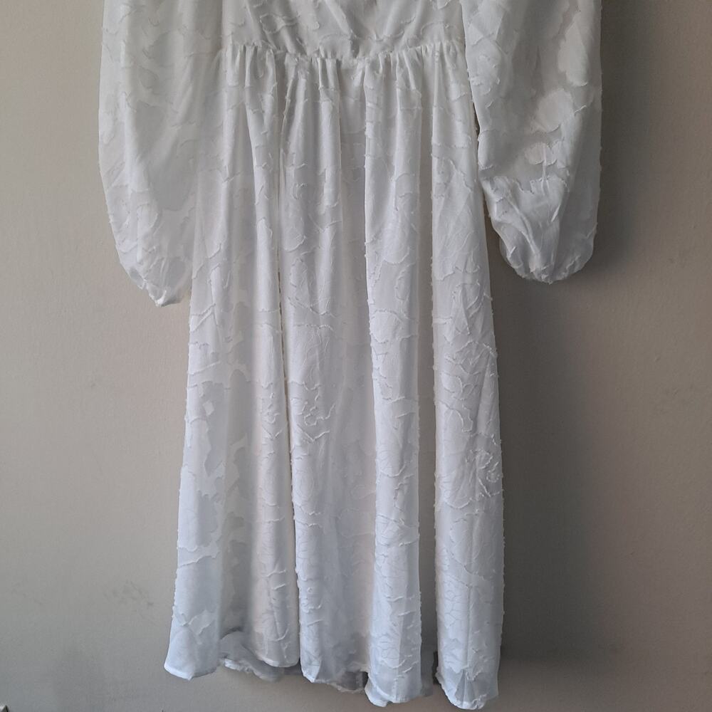 Lulus Flirtatious Nature Dress Floral Jacquard Lace-Up Midi White Women's Size M - Picture 9 of 13
